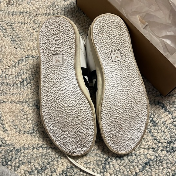 Veja Esplar Logo Leather Extra White - Picture 3 of 4